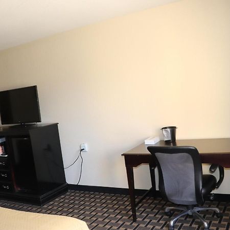 Econo Lodge Inn & Suites Wisconsin Dells Zewnętrze zdjęcie