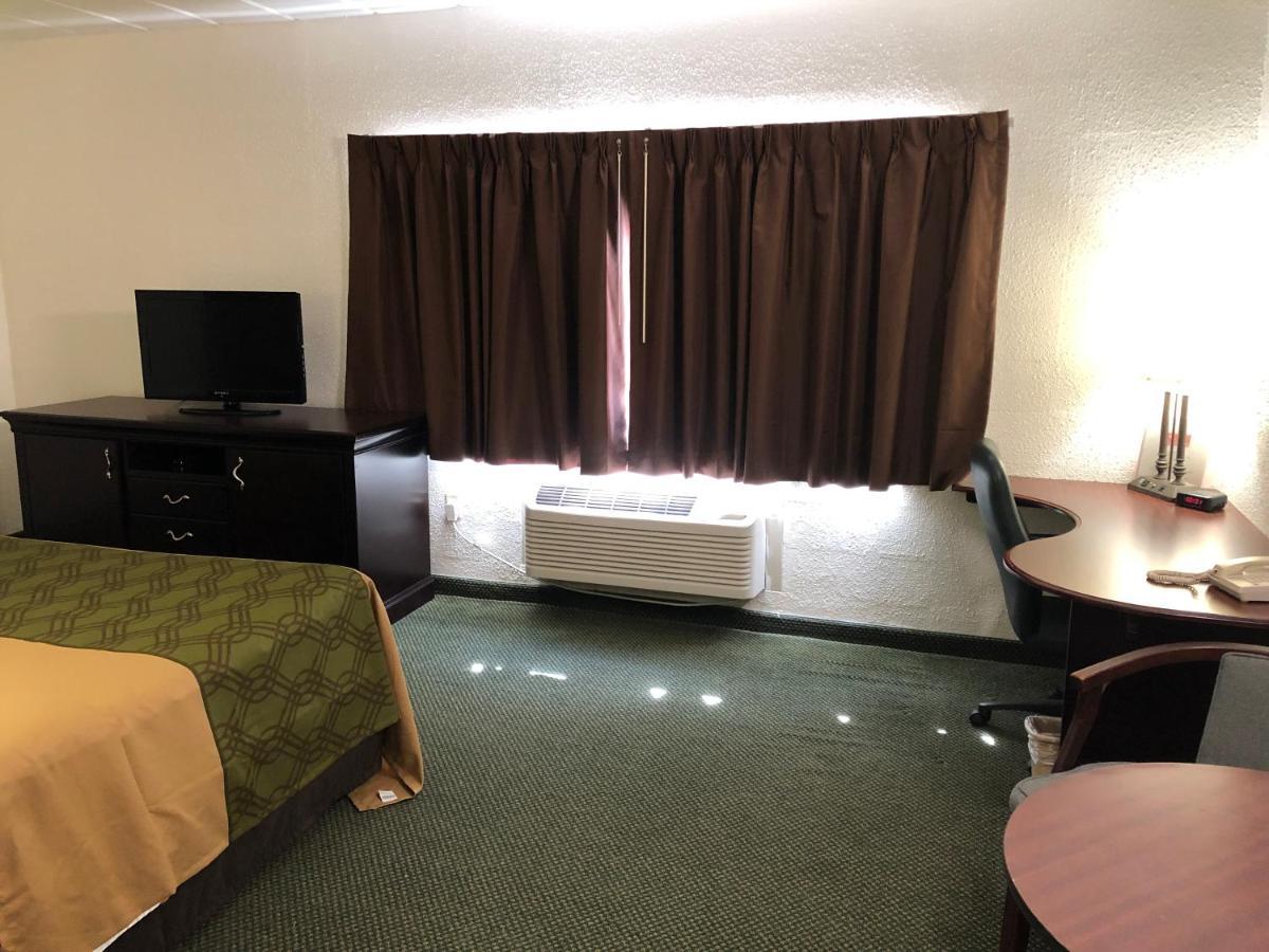 Econo Lodge Inn & Suites Wisconsin Dells Zewnętrze zdjęcie