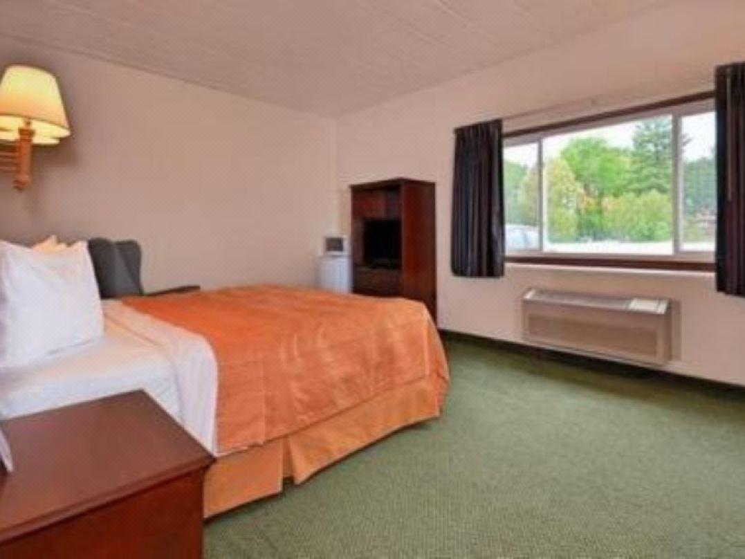 Econo Lodge Inn & Suites Wisconsin Dells Zewnętrze zdjęcie