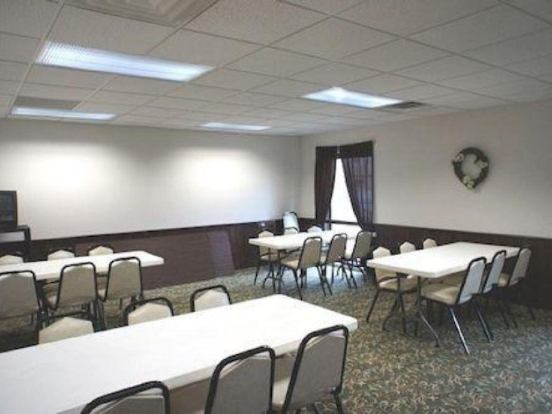 Econo Lodge Inn & Suites Wisconsin Dells Zewnętrze zdjęcie