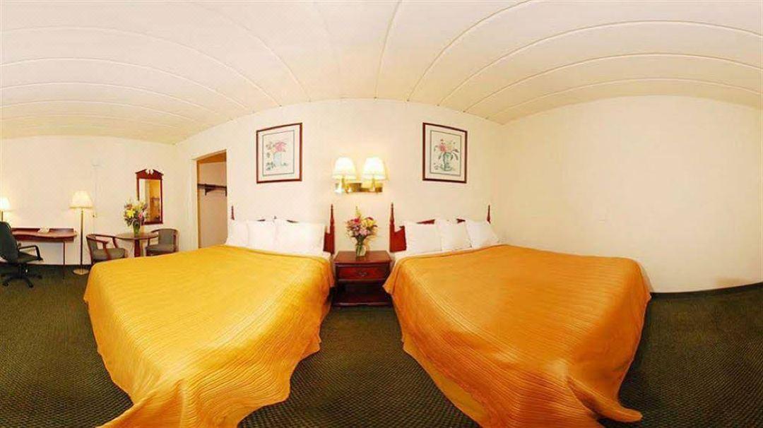 Econo Lodge Inn & Suites Wisconsin Dells Zewnętrze zdjęcie