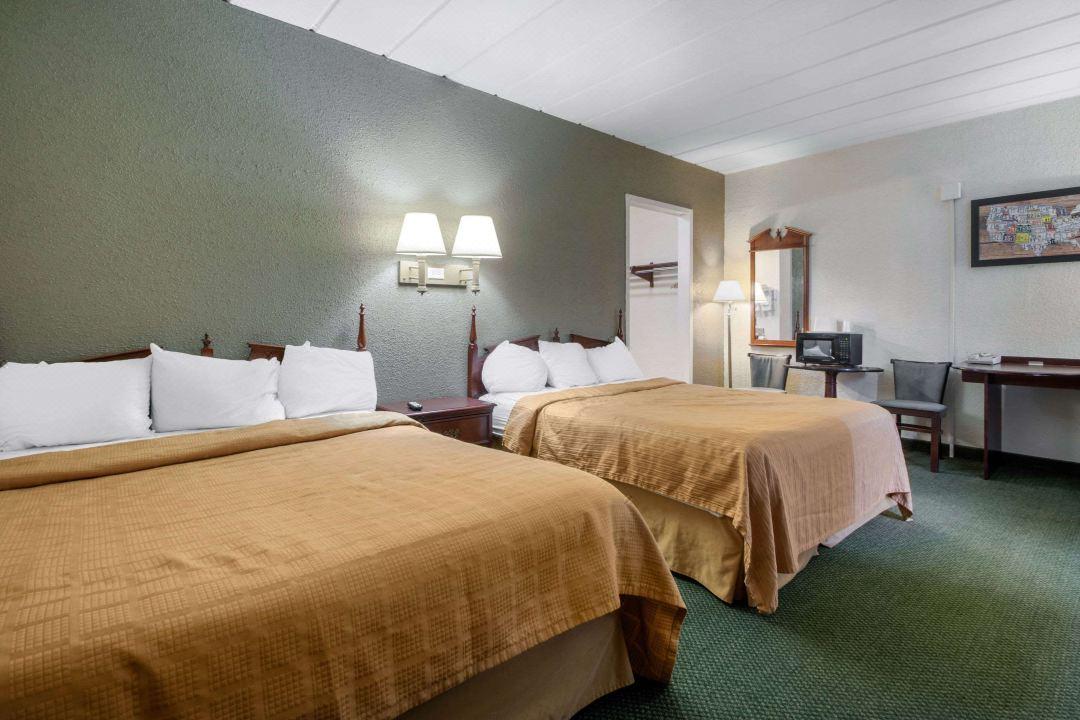 Econo Lodge Inn & Suites Wisconsin Dells Zewnętrze zdjęcie