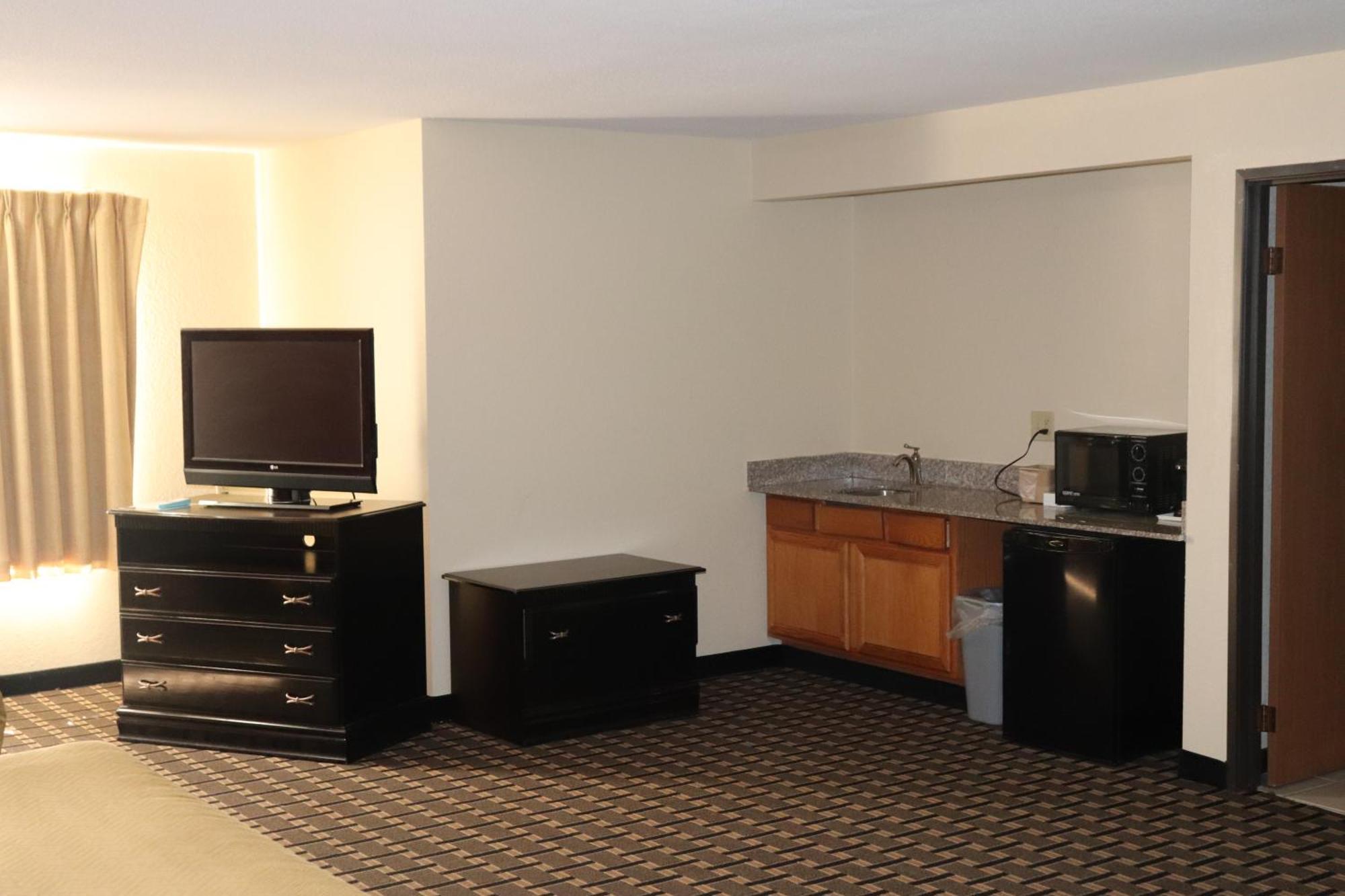 Econo Lodge Inn & Suites Wisconsin Dells Zewnętrze zdjęcie